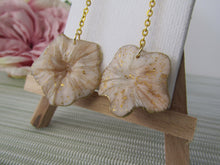 Induere - Polymer Clay Earring | Drop Flower Neutral Gold 5D