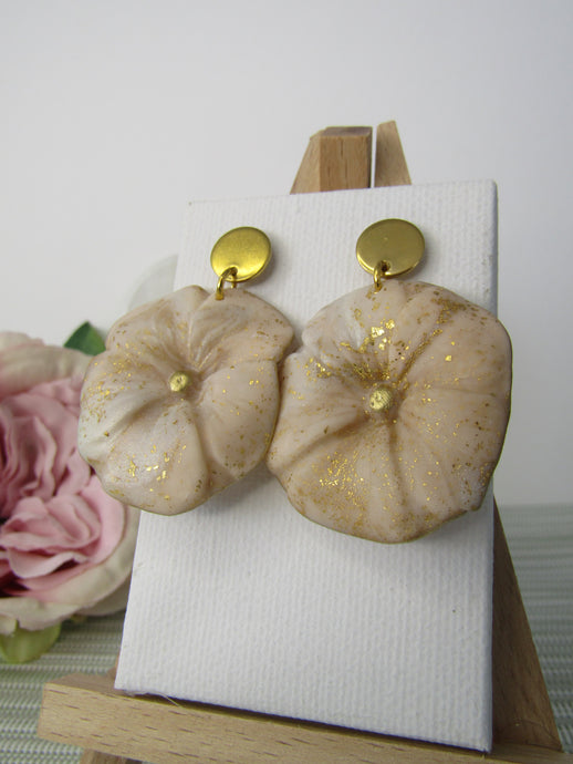 Induere - Polymer Clay Earring | Flower Neutral Marble Gold #245