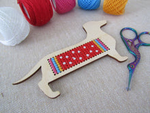 Dachshund Stitch Kit – Creativity in a Box