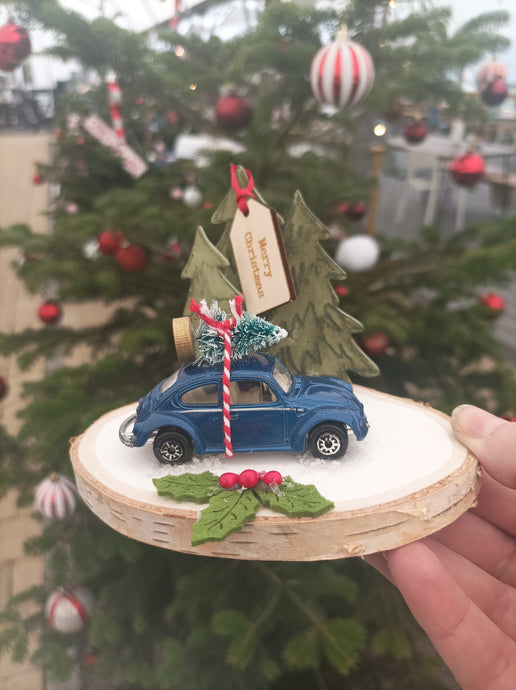 Festive Car - Navy Beetle