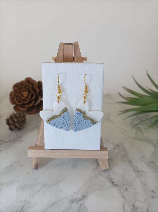 Induere - Polymer Clay Earring | Speckled Grey & White with Gold Heart 9G