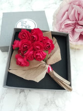 Bouquet In A Box - 12 Red Roses