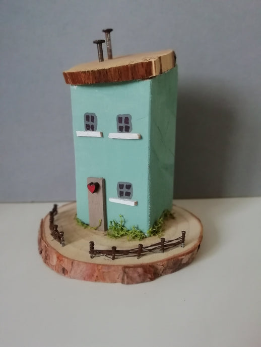 Sage Cottage - Driftwood house #013