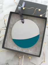 Colour block - Best Daddy - Ceramic Hanging Decoration - Fred And Bo