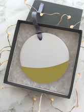 Colour block - Best Daddy - Ceramic Hanging Decoration - Fred And Bo