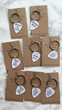 Guitar Pick Keyring- One man and his guitar - Fred And Bo