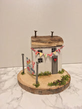 Bunting cottage - Driftwood house #005 - Fred And Bo