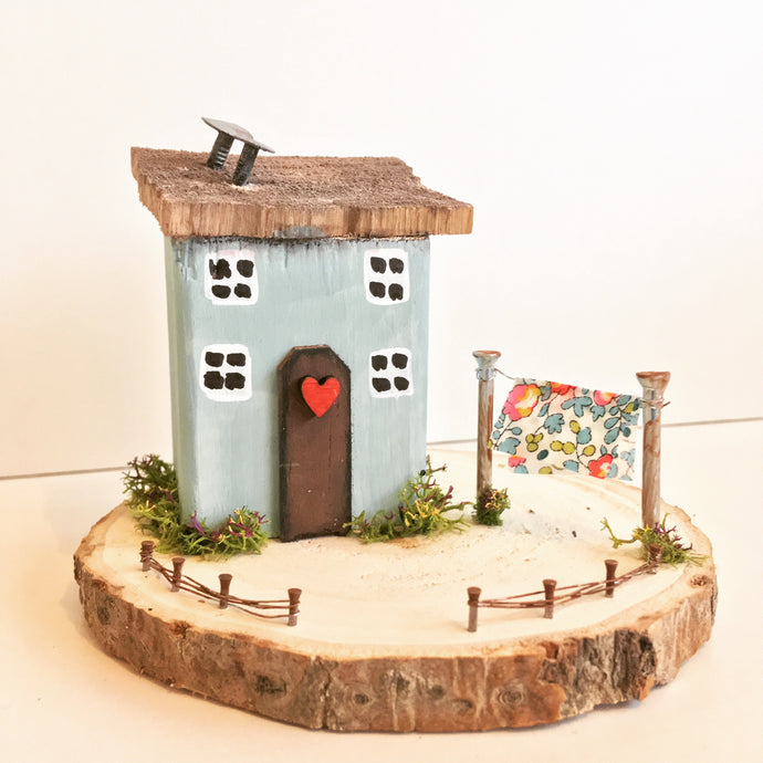 Sky cottage - Driftwood house #007 - Fred And Bo