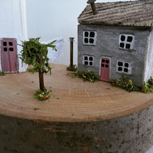 Driftwood houses - Twach na hÉireann- #004 - READY TO SHIP - Fred And Bo