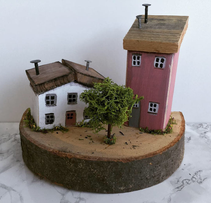 Driftwood houses -Teach na hÉireann- #003 - READY TO SHIP - Fred And Bo