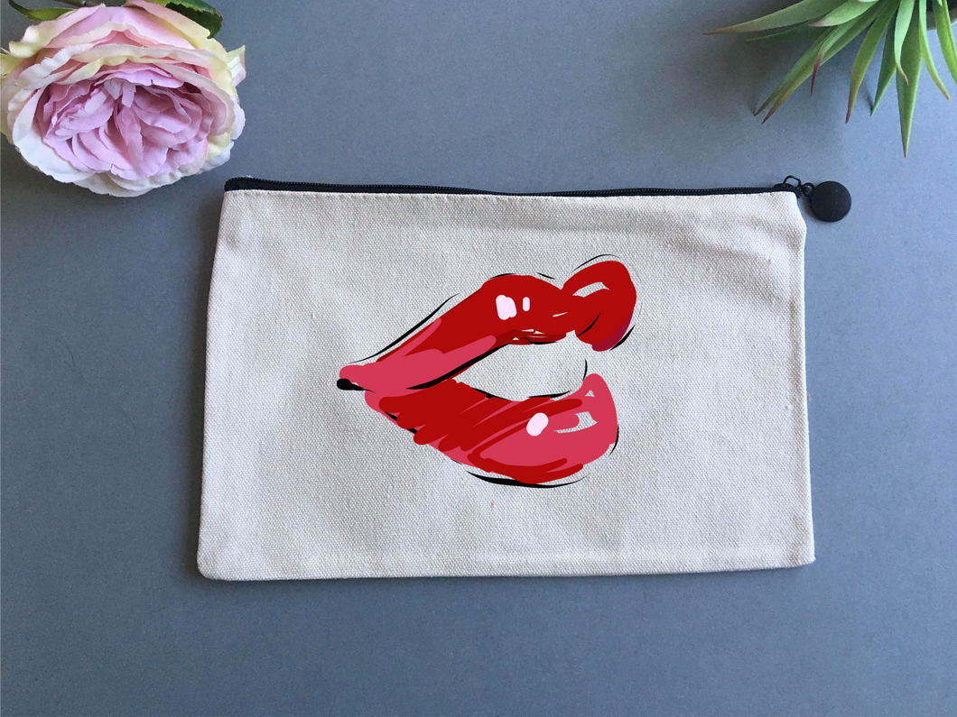 Linen pouch - Lips - Fred And Bo